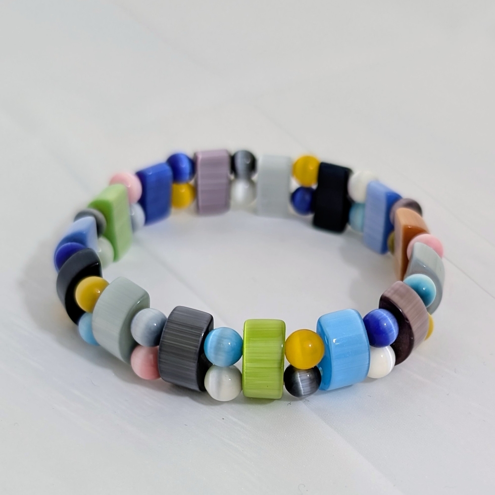 Cat's Eye Beaded Bracelet